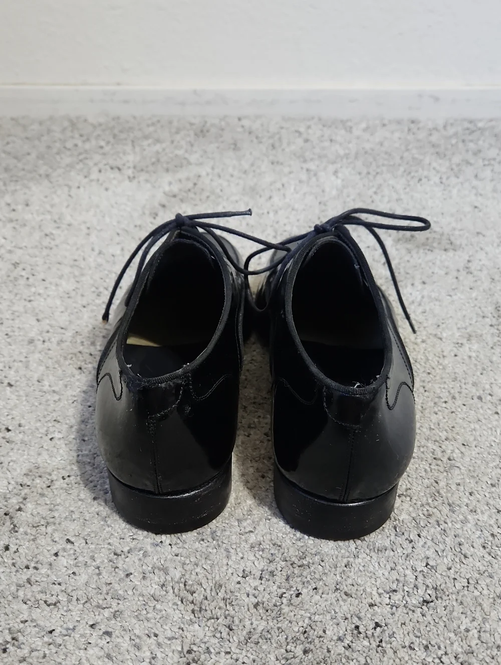 Bally Oronis Patent Calfskin Leather Shoes 8.5 D Mens Black